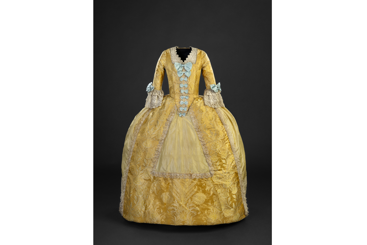 Dress worn by Andrée Béïque in 1927. Gift of Suzanne Bernardin, MMQ1993.19.02, McCord Stewart Museum